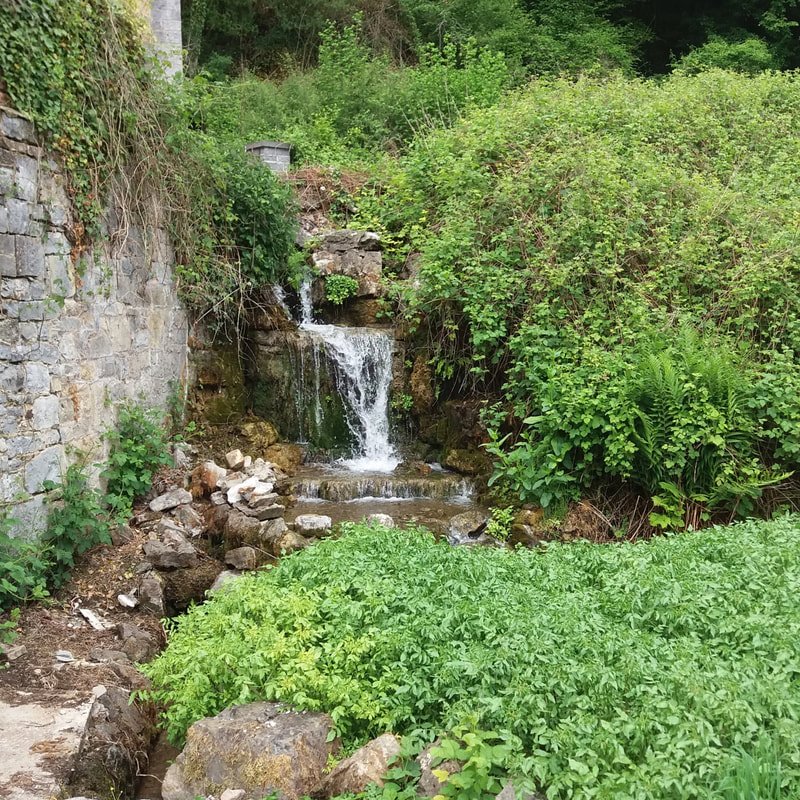 watervalletje in Moniat